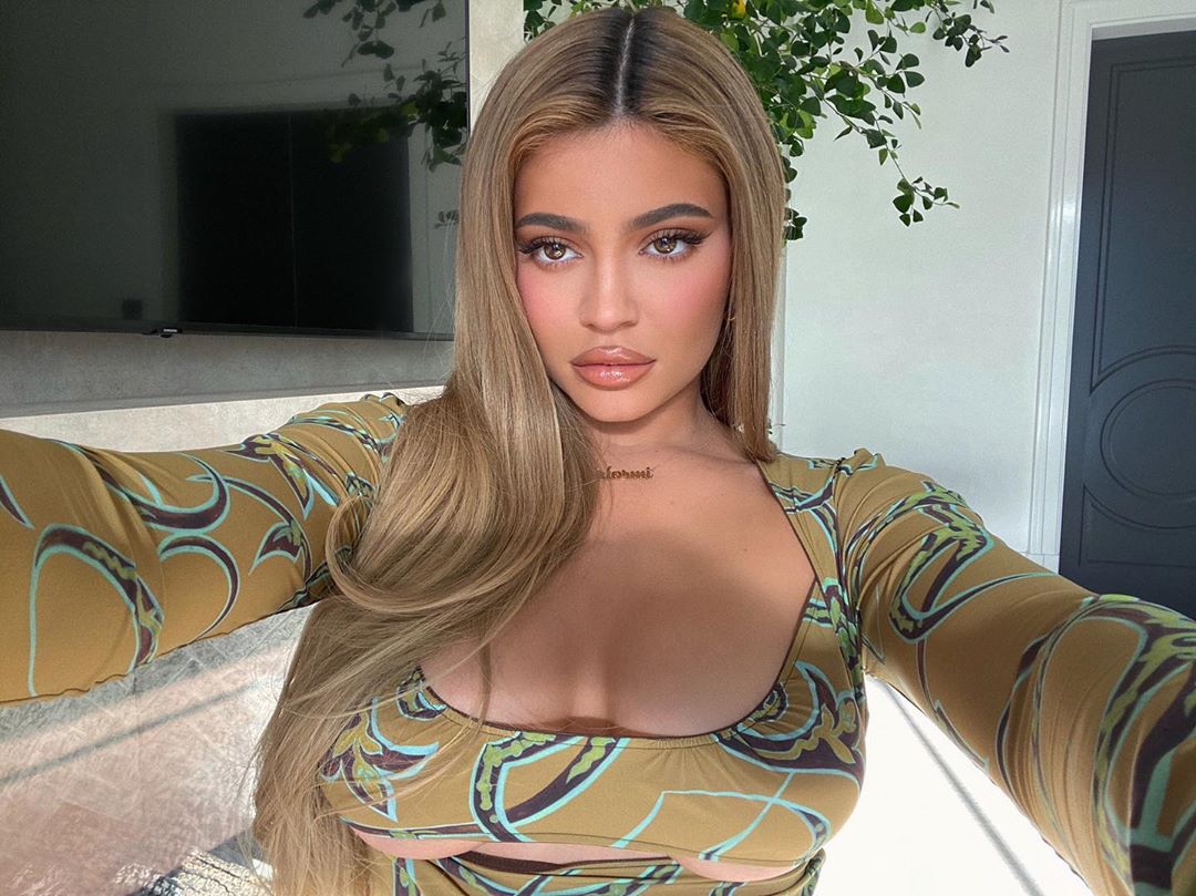 Kylie Jenner Nude HOT Gallery |  P+